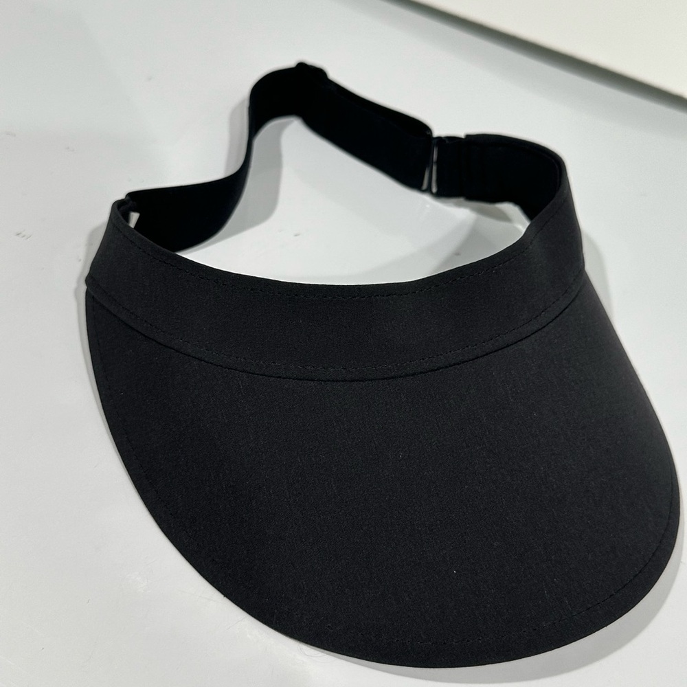 Lululemon black visor